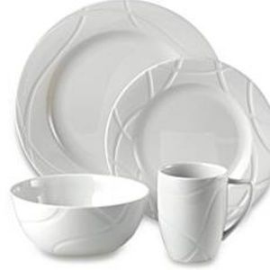 Lenox Vibe 4 piece dinnerware set new $45/ set